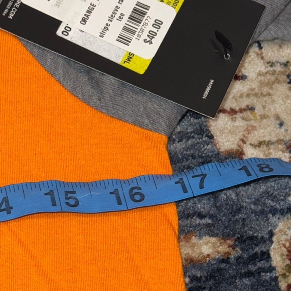 NWT Nike Tennessee Orange and Gray 3/4 Length Raglan Shirt Women’s Small - Picture 11 of 12